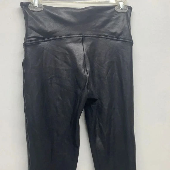 Spanx Faux Leather Moto Vegan Leggings Pants Stretch Shiny Black Size M Medium - Picture 7 of 8